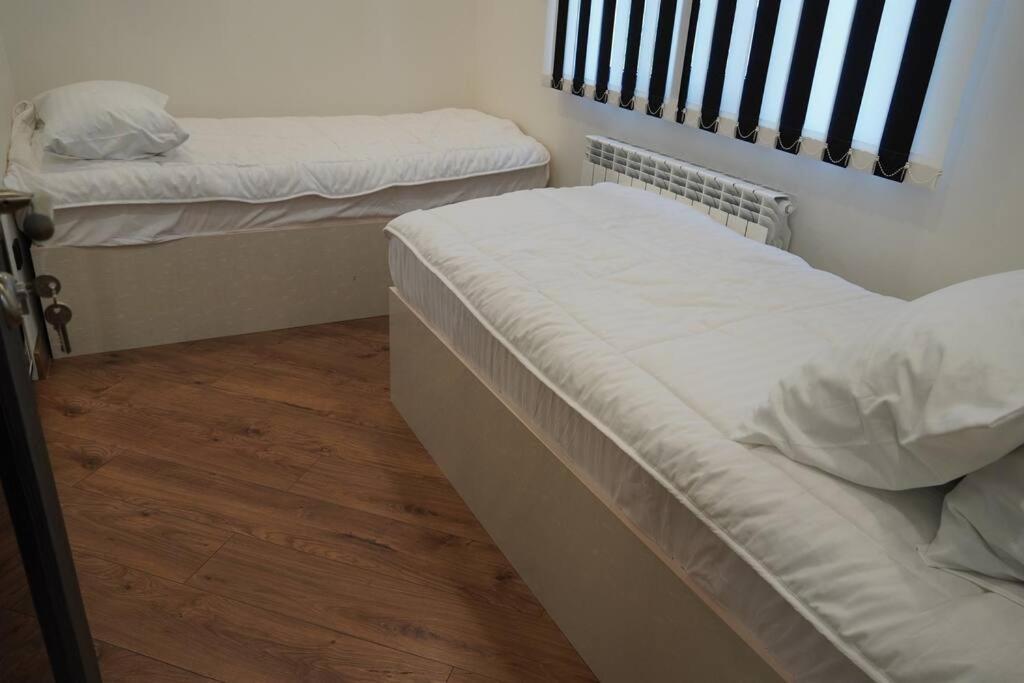 Lovely, Newly Remodeled Apartment In Yerevan! Екстер'єр фото