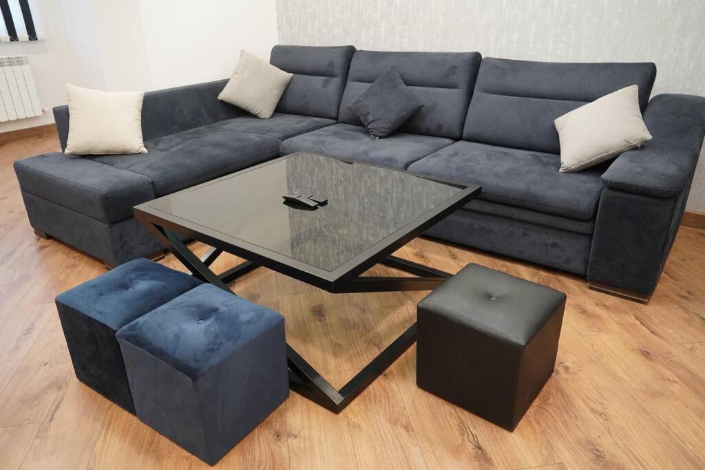 Lovely, Newly Remodeled Apartment In Yerevan! Екстер'єр фото