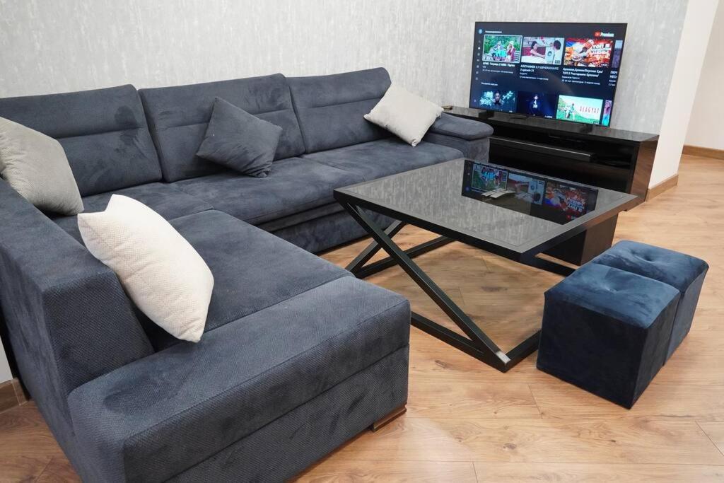 Lovely, Newly Remodeled Apartment In Yerevan! Екстер'єр фото
